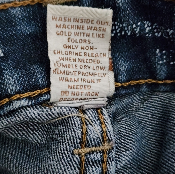 Women's Sonoma Curvy Bootcut Jeans - Picture 5 of 6